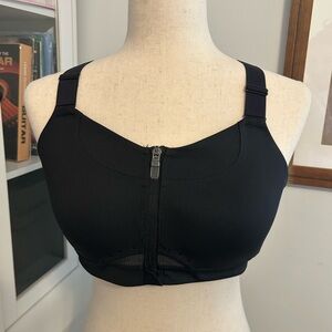 Black NIKE Women's Sports Bra